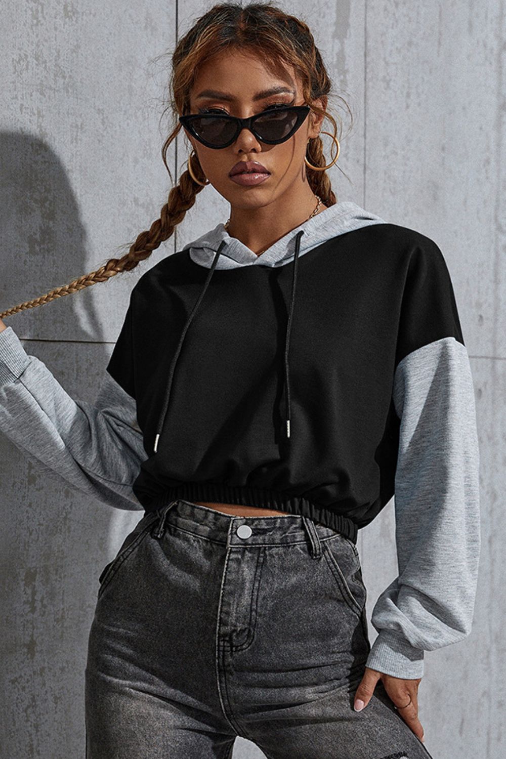 Perfee Contrast Long Sleeve Cropped Hoodie